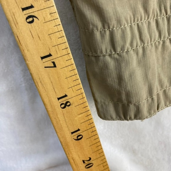 North Face Hiking Pants Capri Sz 12 Beige Nylon Lightweight Camping - Picture 10 of 14